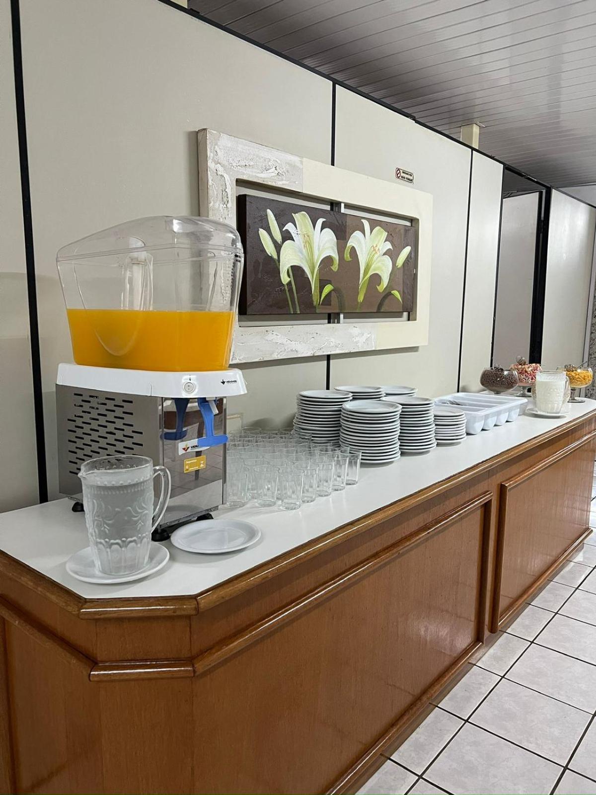Hotel Mello Cascavel  Extérieur photo